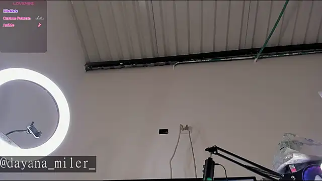  dayana miler online show from May 12, 6:25 pm