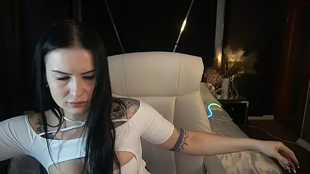 AmberDismond online show from November 12, 7:06 am