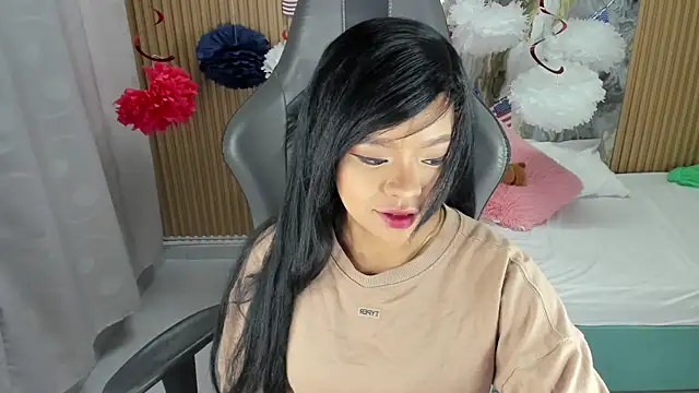 Snapshot of Lili_16 chatting on September 15, 11:07 am Lili 16 online show from September 15, 11:07 am