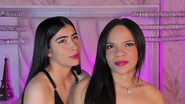 siara and zoe online show from May 11, 10:51 pm