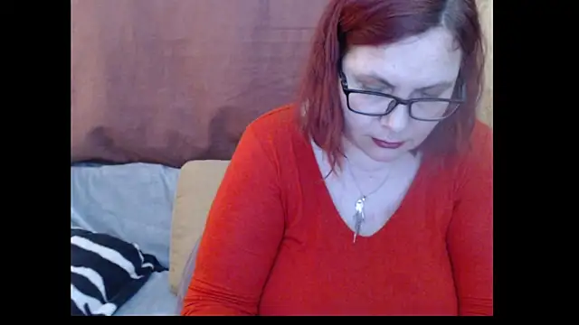 PlayfullMature online show from May 8, 11:13 am