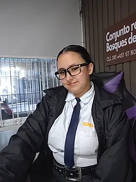 Cute Penelope online show from May 8, 1:14 pm