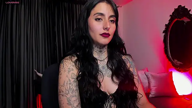 nasty aliice1 online show from May 14, 5:35 am