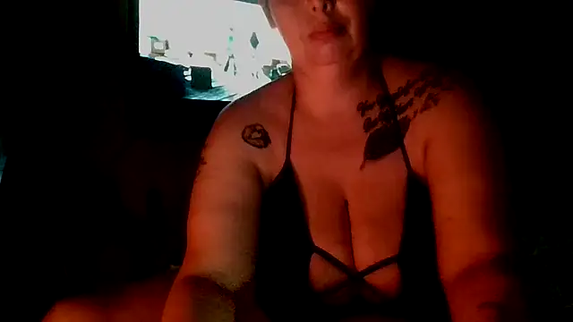 prettyface669 online show from September 20, 2:21 am