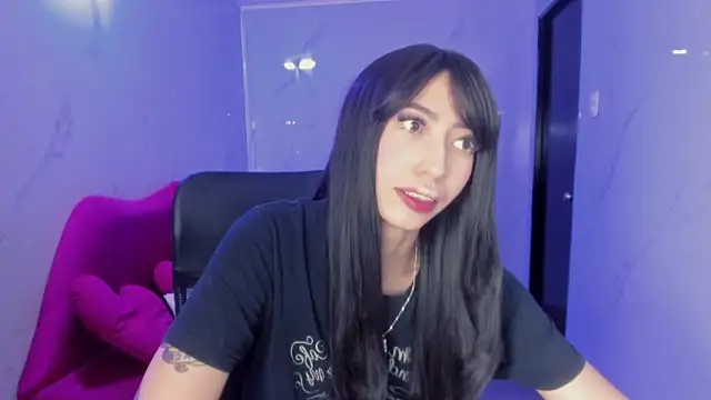 LilithCooperr  online show from May 5, 3:20 am