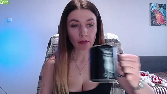 Sweet   Amelia online show from April 28, 1:37 pm