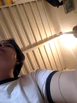 littlemelii online show from July 9, 3:47 pm
