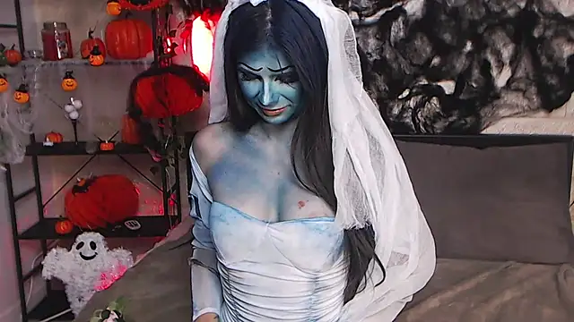 KiraLux online show from October 26, 8:59 pm