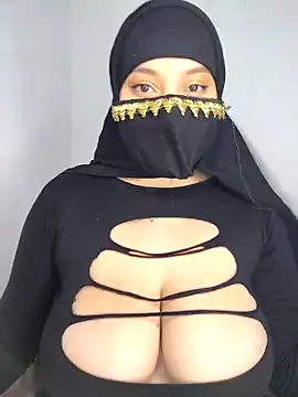 Snapshot of shirazz_najmm chatting on September 27, 11:28 am shirazz najmm online show from September 27, 11:28 am