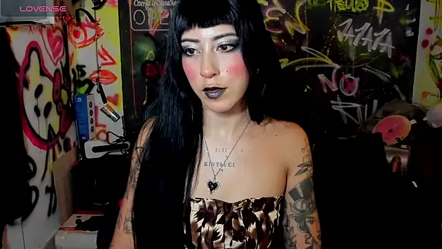 chaymae nah  online show from May 26, 3:50 am