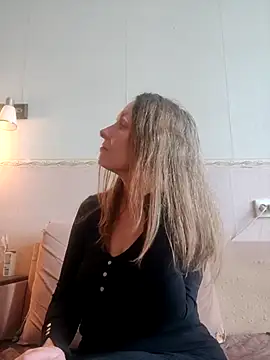 Evelina cute online show from May 24, 1:54 pm