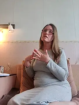 Evelina cute online show from May 10, 2:52 pm