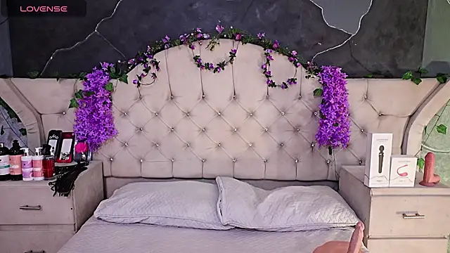 AmberGreyy  online show from May 21, 5:55 pm