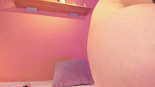  Victoria     online show from December 5, 9:05 pm