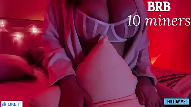 Emily Gin online show from February 10, 2:47 am