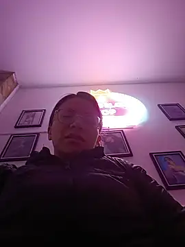 karlamorris  online show from November 17, 2:07 pm