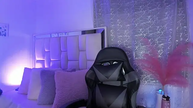 LeahxBarker online show from May 26, 1:38 am