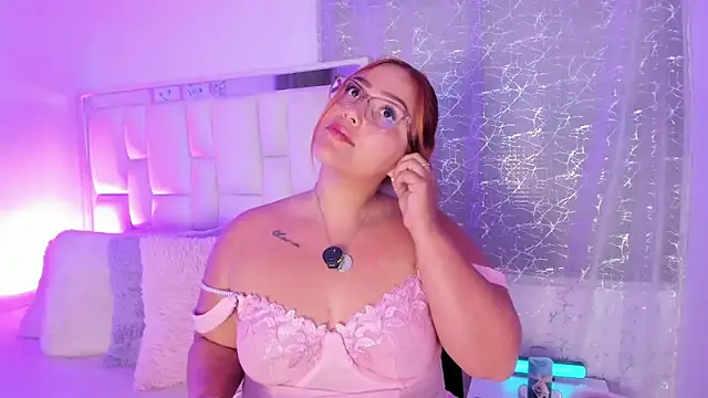 LeahxBarker online show from February 17, 2:11 am