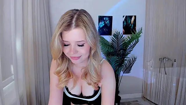 FollowLovee online show from May 19, 2:07 am