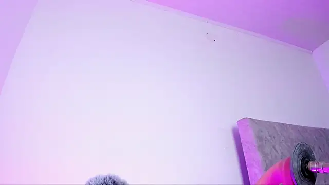 Leticia brownn1 online show from May 25, 7:46 pm