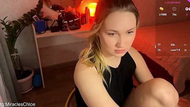 ChloeMillerMeow online show from May 22, 8:07 pm