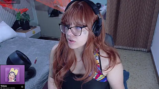 Eli666uwu online show from October 18, 10:29 am