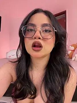 montmariana online show from November 10, 3:12 am