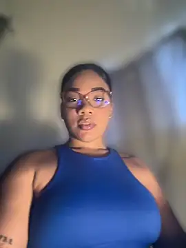 ashley Tompson1 online show from July 11, 12:05 pm