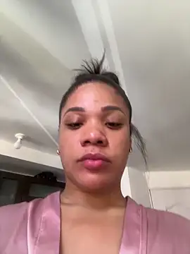 ashley Tompson1 online show from May 15, 2:53 pm