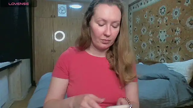 AnnaXLovers online show from May 18, 10:10 am