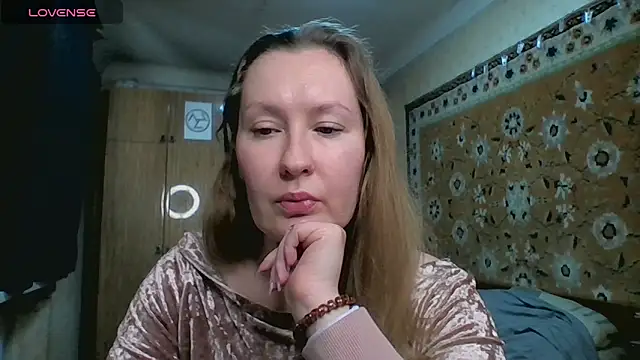 AnnaXLovers online show from May 6, 2:32 pm