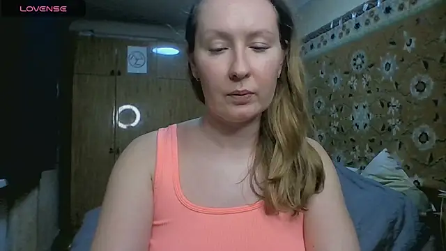 AnnaXLovers online show from May 11, 4:04 pm