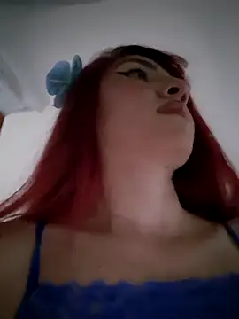 LILA ELLIOT online show from April 4, 11:31 am