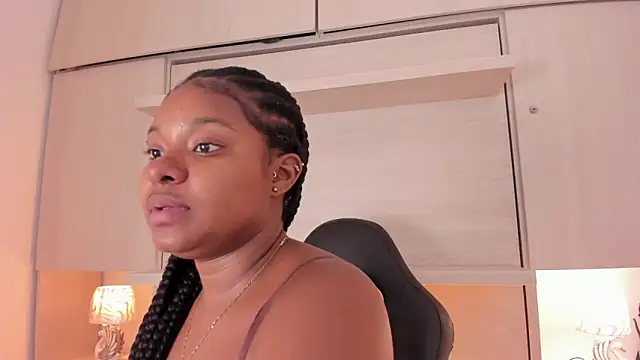 tamaraa smiith online show from October 16, 7:49 pm