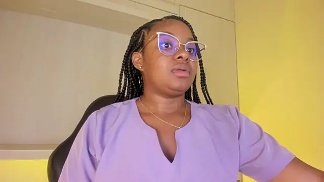 tamaraa smiith online show from May 20, 7:44 pm