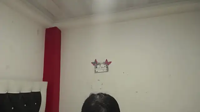 Katty Bones online show from October 8, 5:45 am