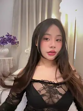 LuLuNaNa11 online show from April 9, 8:09 am