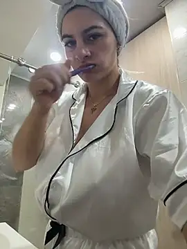 AtheneaRossi online show from March 20, 10:20 am