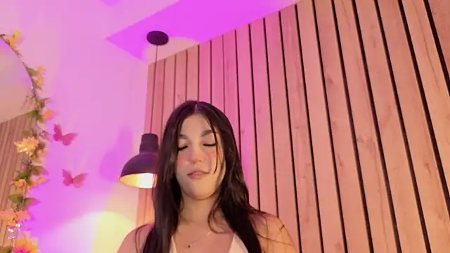 sofiesoft online show from May 14, 6:36 pm