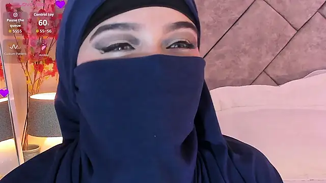 anna-henao online show from December 13, 7:53 pm