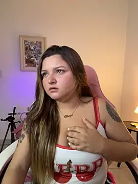 SweetPaige  online show from February 12, 9:27 pm