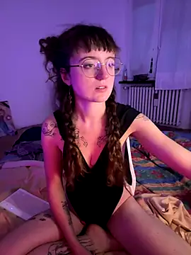  foxygirl  online show from October 16, 5:04 pm