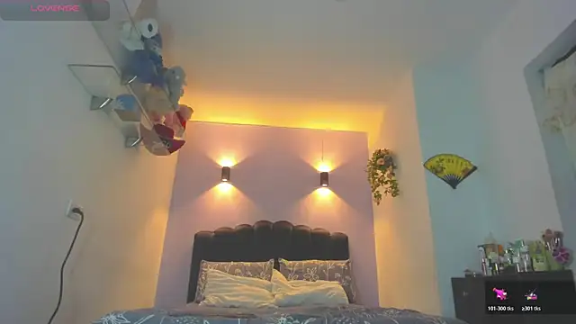 Sofia Clauss  online show from May 23, 4:44 am