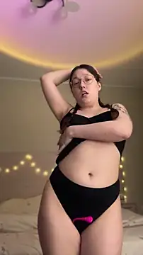 emigooflordXD online show from May 14, 8:47 pm