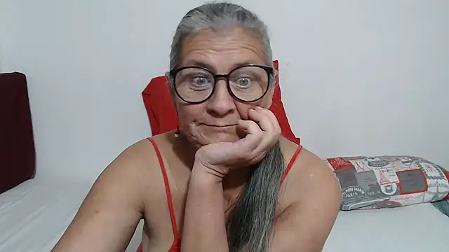 candy mature  online show from May 16, 1:52 am