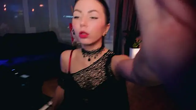 Love Lines online show from May 1, 12:36 am