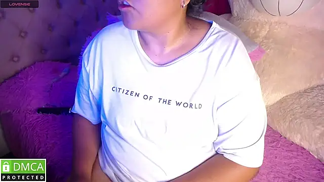 KittyHot20 online show from November 21, 8:00 pm