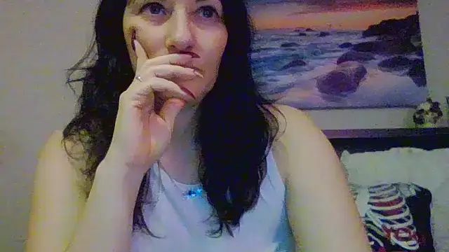 CrystalLakeXO online show from November 6, 10:21 am