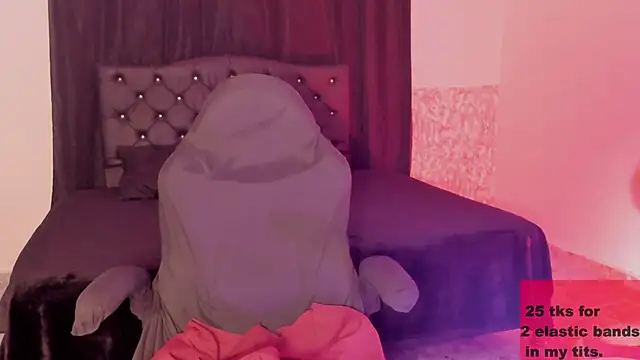 Foxy Slave online show from November 13, 10:36 am