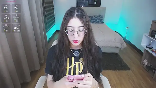Imkitty-Horny online show from May 12, 3:26 am